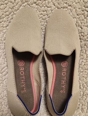 Rothy's Knit Loafers Flats in Beige with Pink and Blue Accents